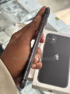 Apple iPhone 11 (Used)