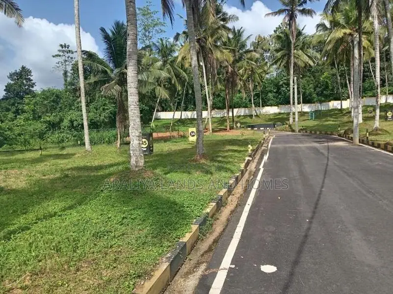 Homagama - Kiriwaththuduwa Land for Sale