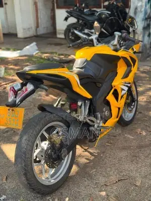 Bajaj Pulsar RS200 2015