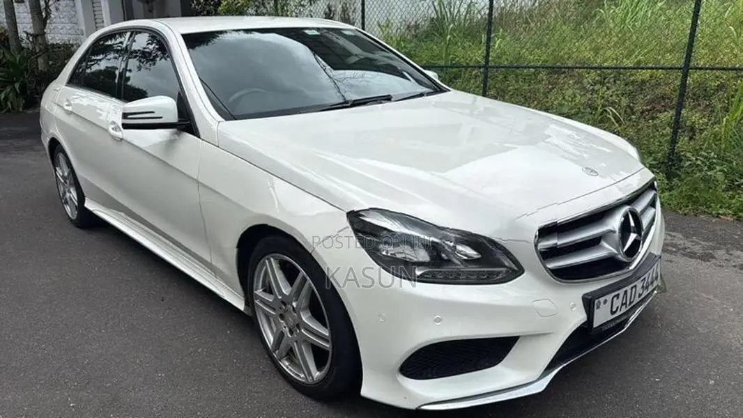 Mercedes Benz E300 Bluetechybrid AMG 2013