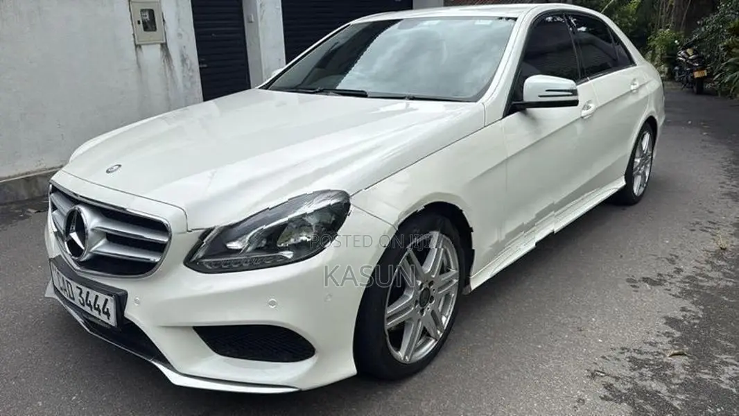 Mercedes Benz E300 Bluetechybrid AMG 2013