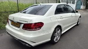 Mercedes Benz E300 Bluetechybrid AMG 2013