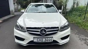 Mercedes Benz E300 Bluetechybrid AMG 2013