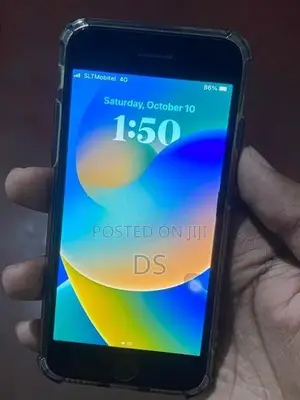 Apple iPhone 8 (Used)
