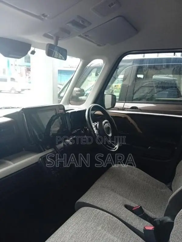 Suzuki Spacia G Grade 2024