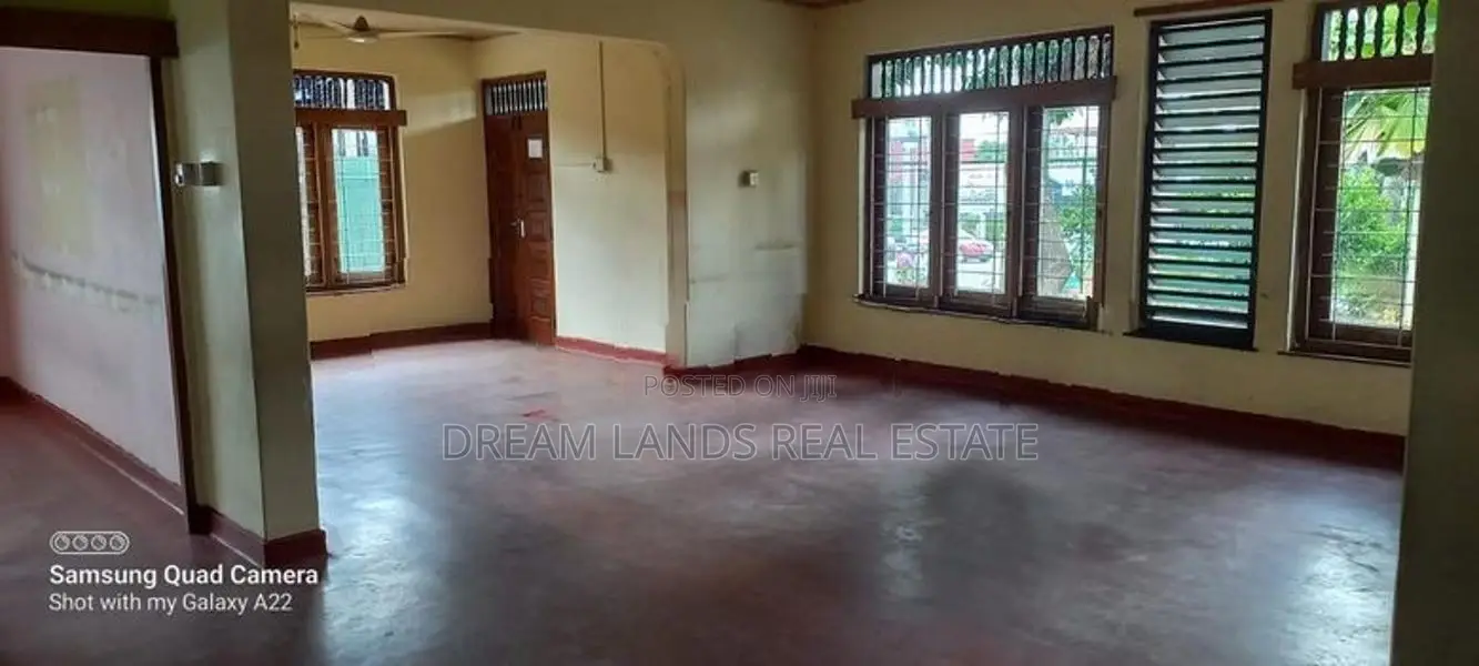COMMERCIAL BUILDING FOR RENT IN PANNIPITIYA (SP1384)