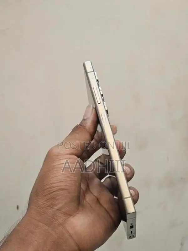 Samsung Galaxy S24 Ultra GB (Used)