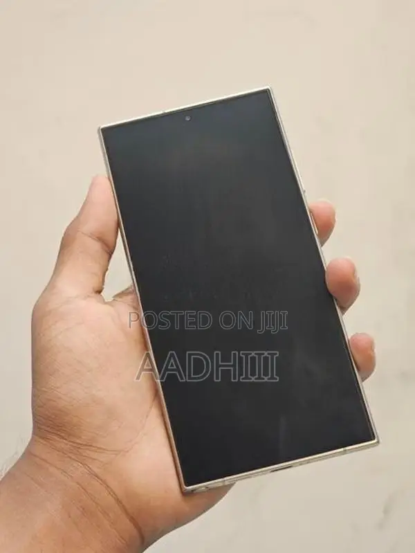 Samsung Galaxy S24 Ultra GB (Used)