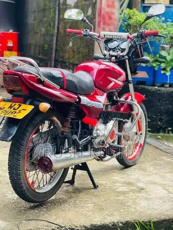 Bajaj CT100 2010