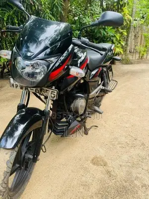 Bajaj Pulsar 180 2010