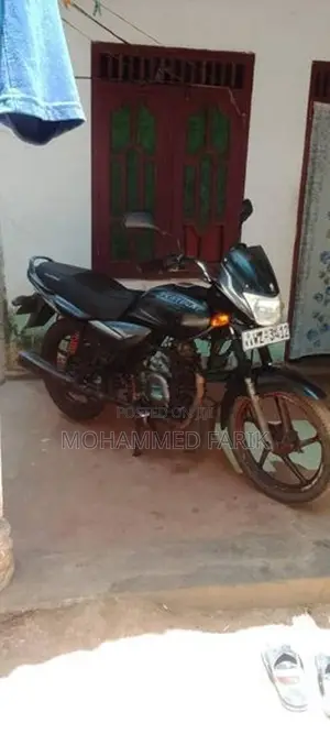 Bajaj Platina 100 2011