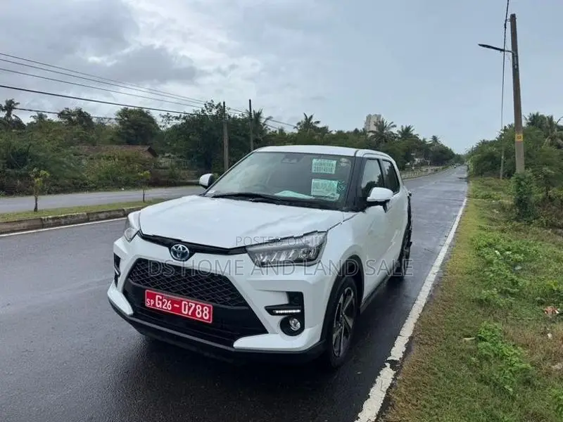 Toyota Raize Z Hybrid 2025