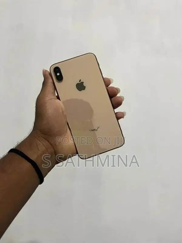 Apple iPhone XS Max (Used)