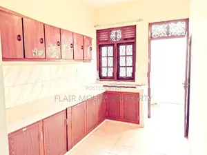 Ground Floor 3bd 2bth house for lease in rathmalana