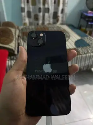 Apple iPhone 13 (Used)