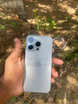 Apple iPhone 15 Pro (Used)