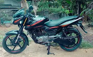Bajaj Pulsar 150 2017
