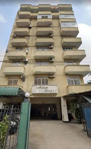 2 BR Apartment for Sale in Araliya Court, Rajagiriya