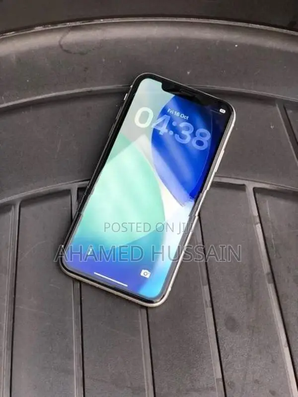 Apple iPhone 11 128GB (Used)