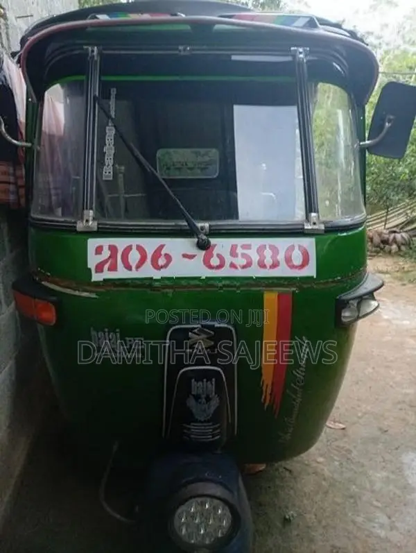 Bajaj RE 1999