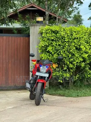 Honda CB Hornet 2018