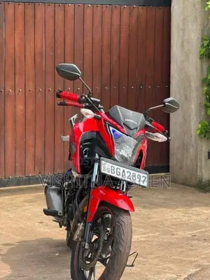 Honda CB Hornet 2018