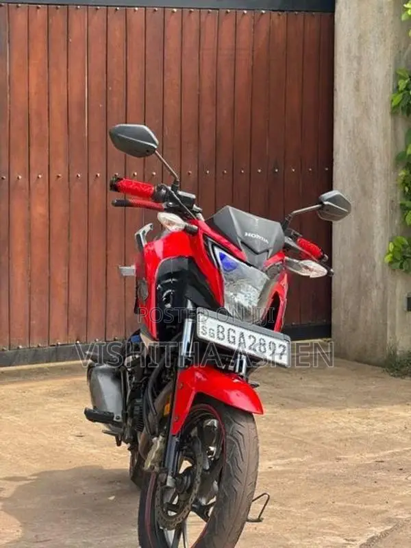 Honda CB Hornet 2018