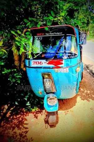 Bajaj RE 1999