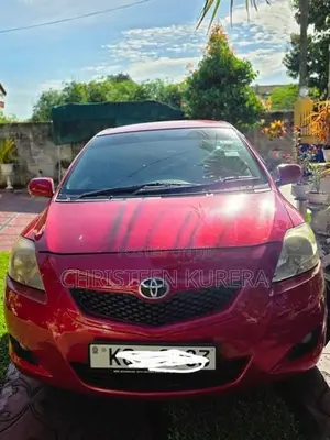Toyota Yaris 2011