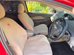 Toyota Yaris 2011