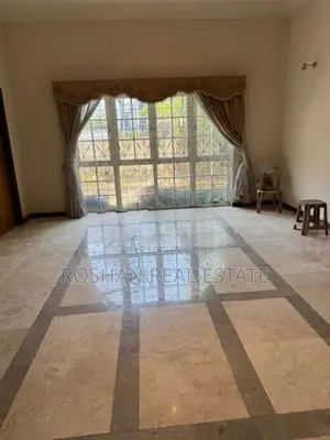 FULLY FURNISHED SUPER LUXURIOUS HOTEL FOR SALE COLOMBO 5 MU3216