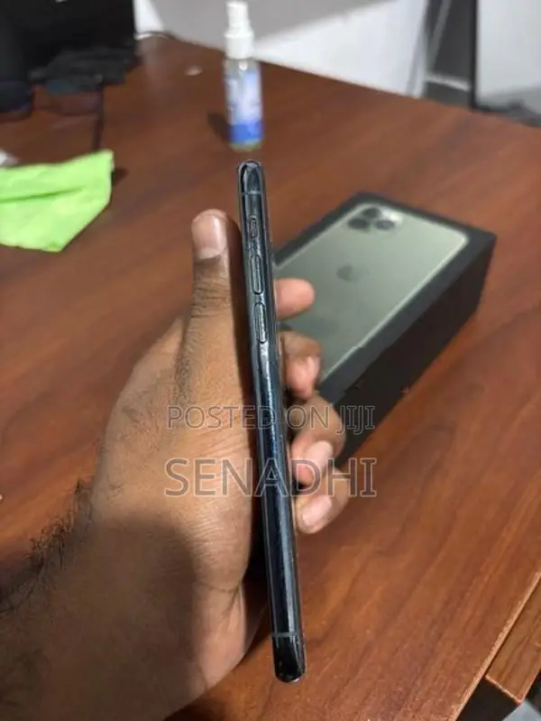 Apple iPhone 11 Pro 256GB (Used)