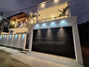 Malabe Architecture Designed Luxury House for Sale