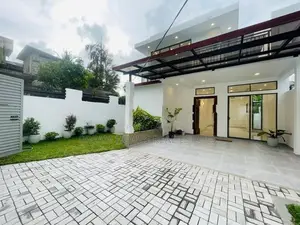 House For Sale In Kottawa With 5 Bathrooms