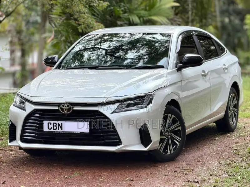 Toyota Yaris Ativ 2025
