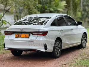 Toyota Yaris Ativ 2025