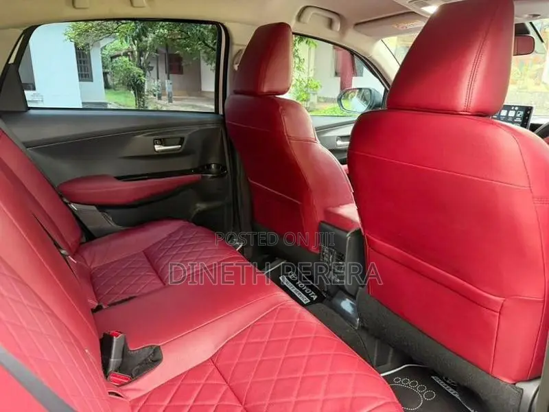 Toyota Yaris Ativ 2025