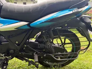 Bajaj Discover 125 2025