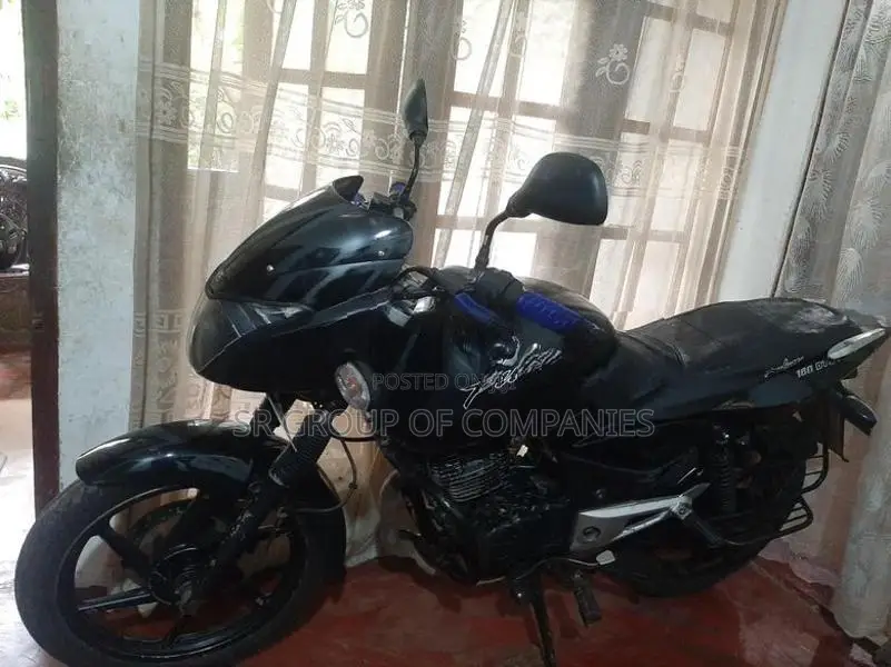 Bajaj Pulsar 180 2007