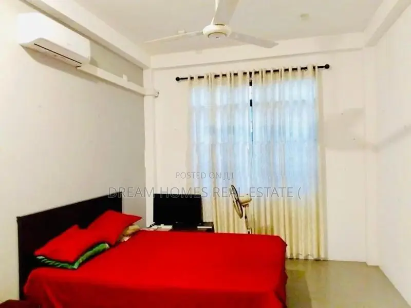 Modern 3-Bedroom House For Sale In Hokandara South Talawatugoda
