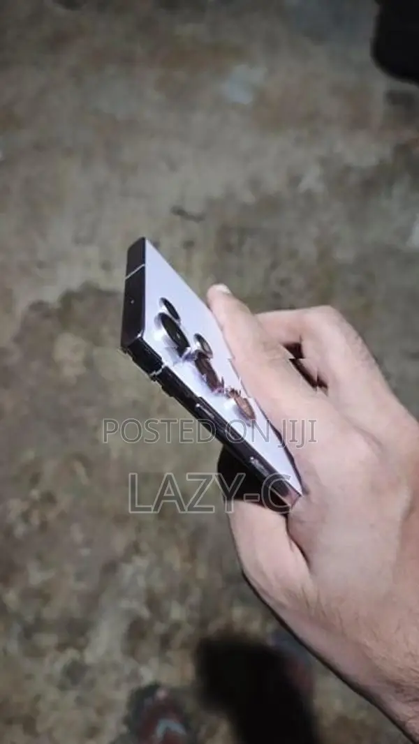 Samsung Galaxy S23 Ultra (Used)