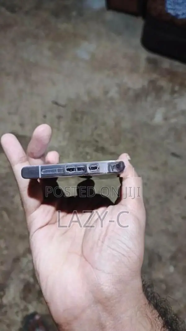 Samsung Galaxy S23 Ultra (Used)