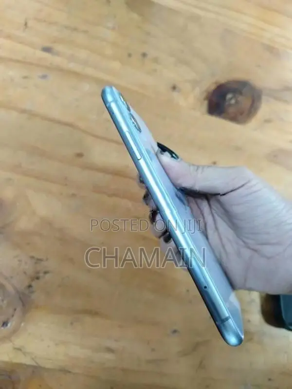 Apple iPhone 11 (Used)