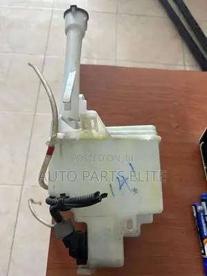 Toyota Axio 141 Wiper Washer Tank