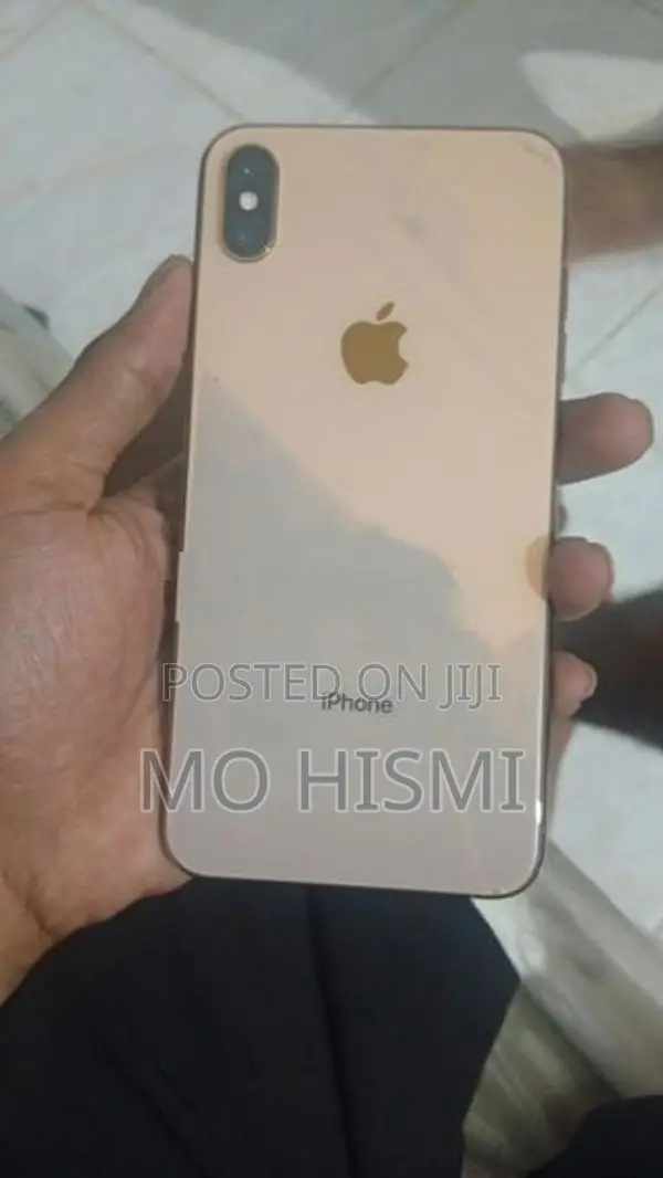 Apple iPhone XS Max (Used)