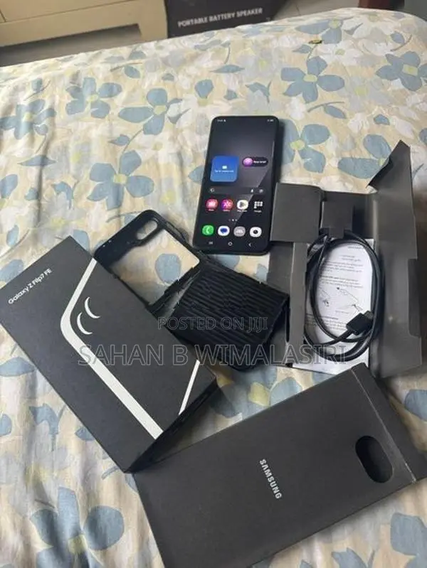 Samsung Galaxy Z Flip 7 FE (Used)