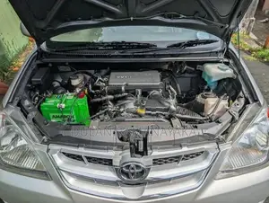 Toyota Avanza 1.3E 2010