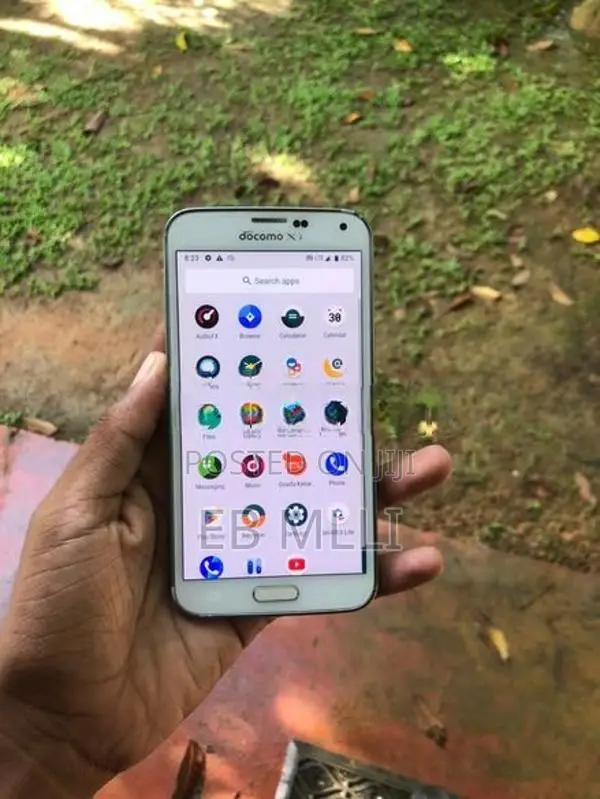 Samsung Galaxy S5 (Used)