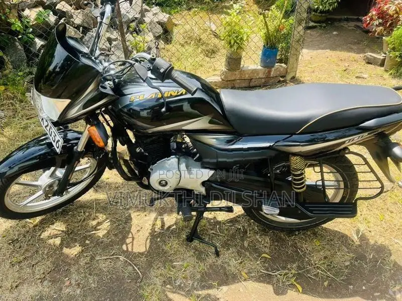 Bajaj Platina 100 2016