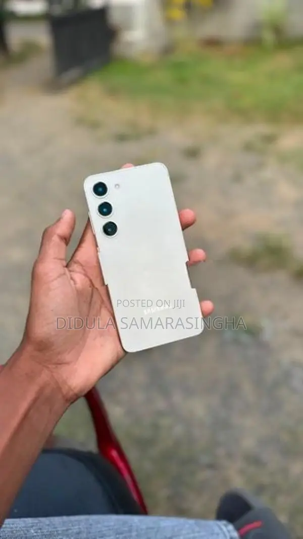 Samsung Galaxy S23 (Used)